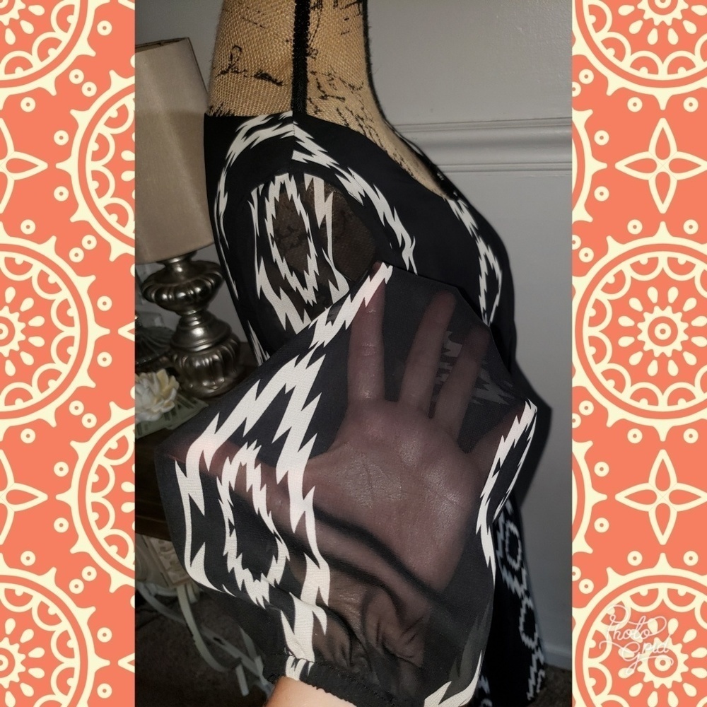Print dress black white sz large - Picture 3 of 8